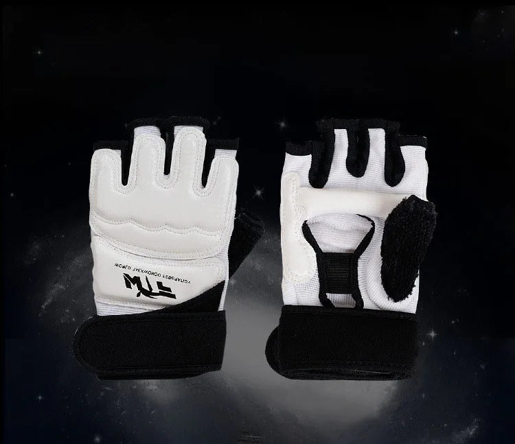 WTF Taekwondo Glvoes Karate Vest Body Protector Sparring Gear Arm Shin Chest Guard Helmet MMA Training Set Equipment kickboxing