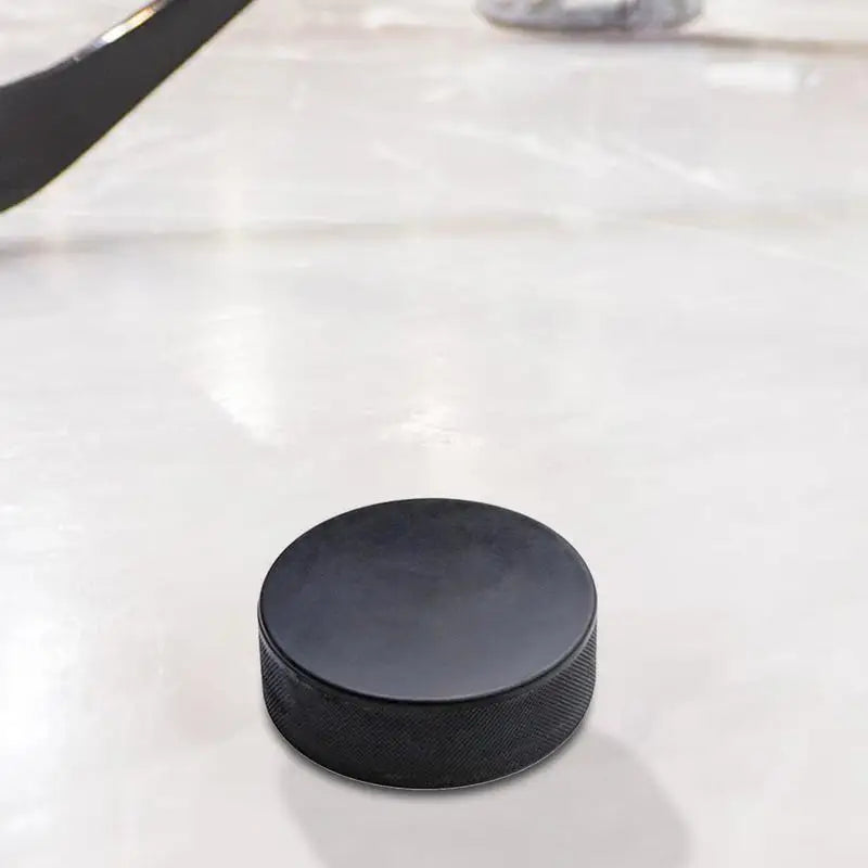 4 Pieces Standard Size Hockey Pucks Smooth Hockey Training Game Pucks Ice Hockey Supplies