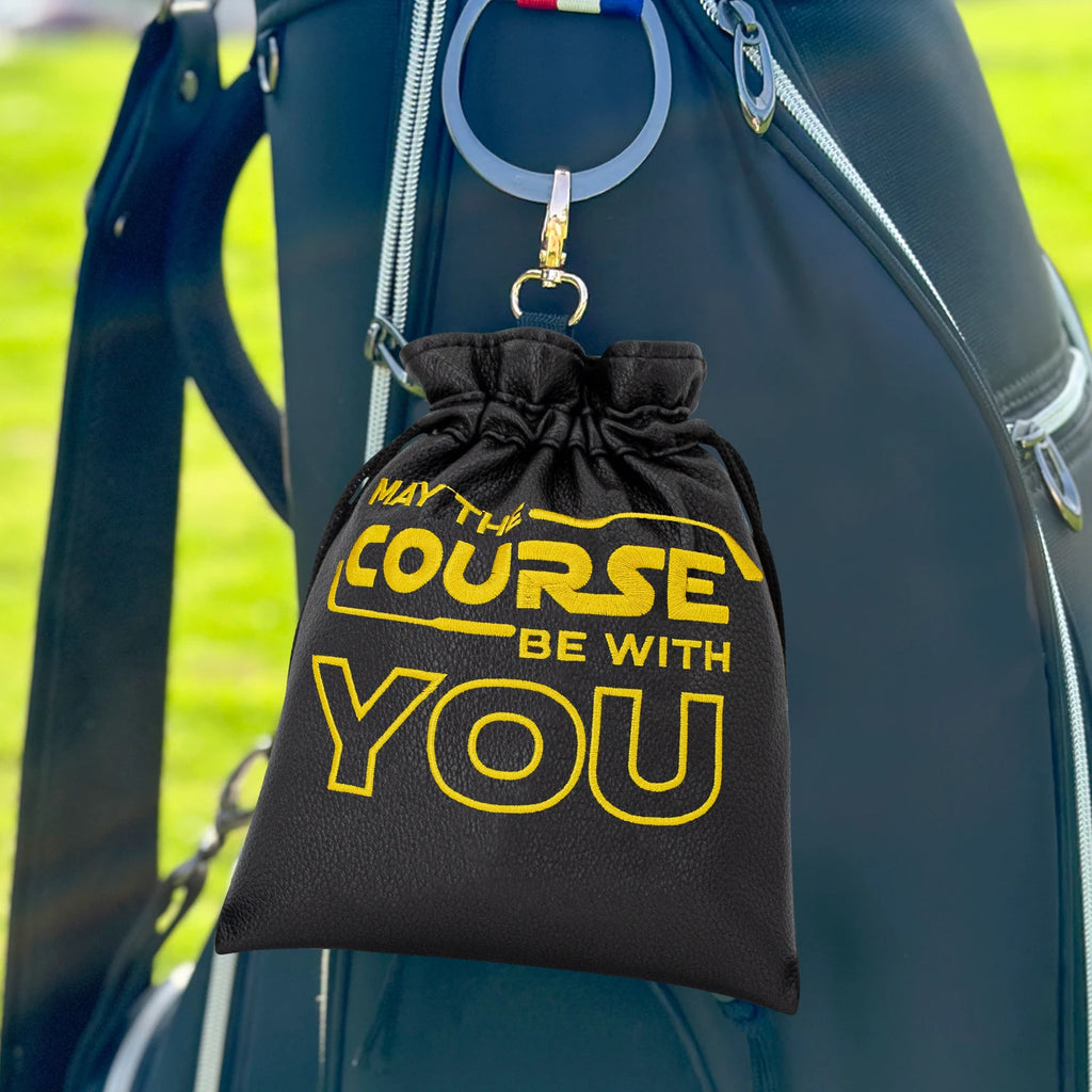 You golf valuable item bag, sealed with a drawstring. This portable packaging bag is very suitable for holding golf balls